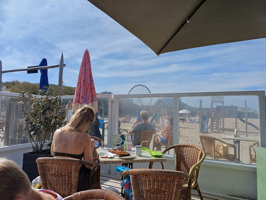Strandpaviljoen Van Roon in Noordwijk, foto 3