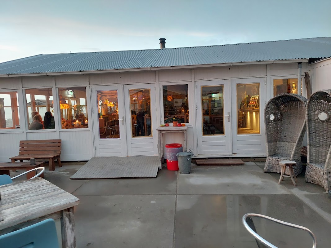 Beachclub Oost 3 in Wijk aan Zee