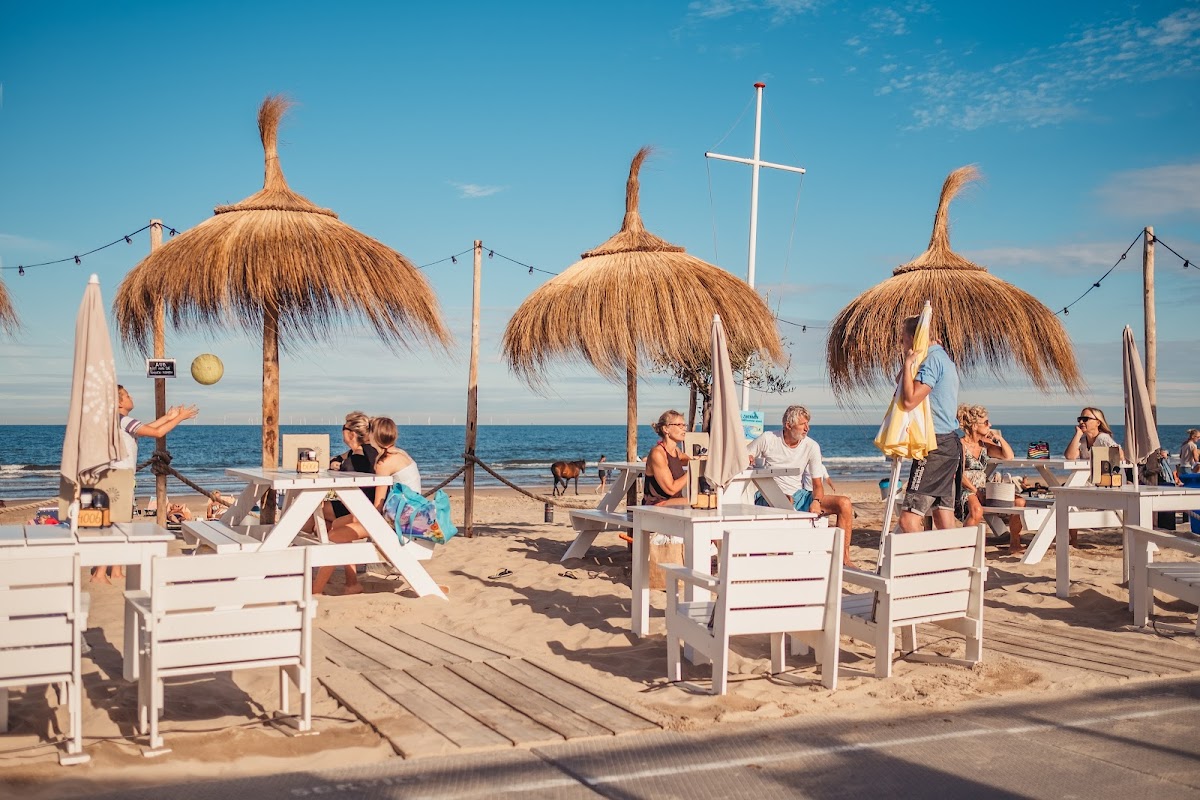 Strandpaviljoen Zeezicht in Castricum aan Zee