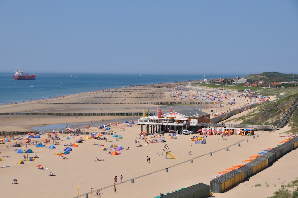 Strandpaviljoen De Zeeuwse Rivièra in Zoutelande, foto 2