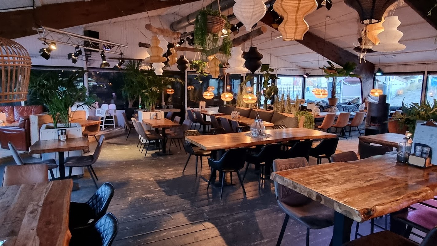 Strandpaviljoen Noord Noord West in Hoek van Holland