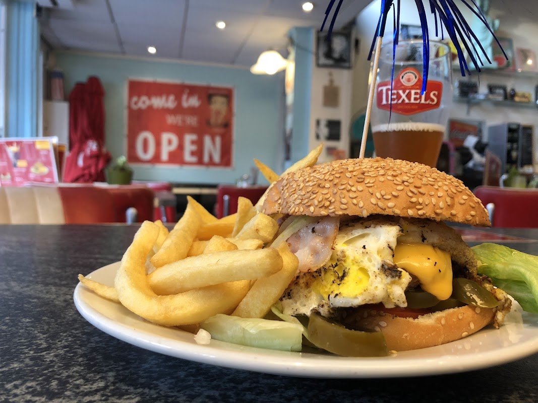 Susie's Diner The Pickup in De Koog (Texel), foto 2