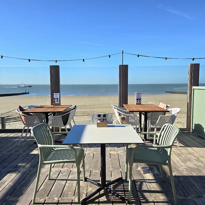 Strandpaviljoen Piet Hein in Dishoek