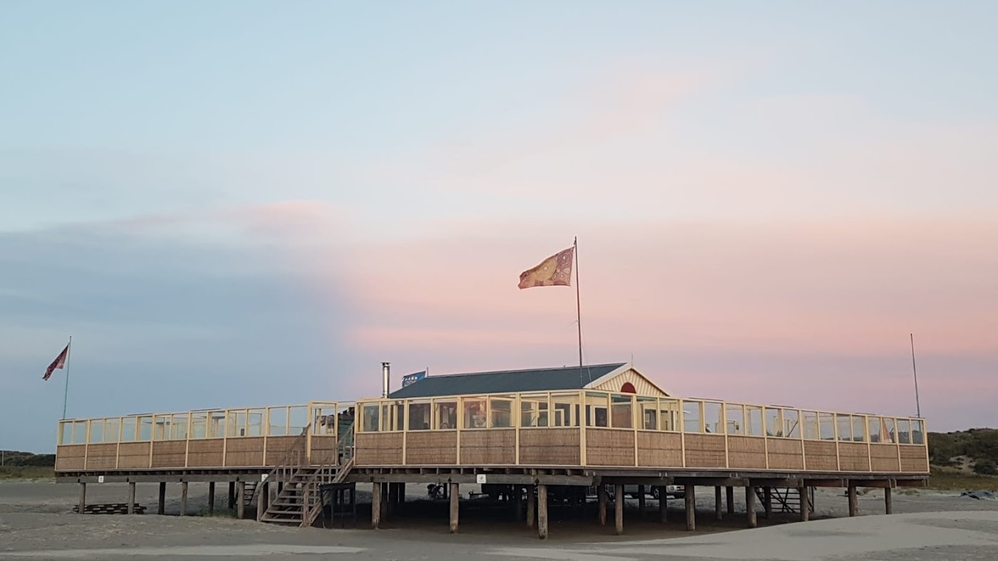 Strandpaviljoen Paal 3 in Schiermonnikoog