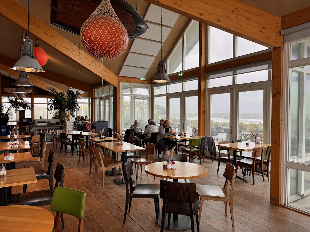 Strandpaviljoen Paal 9 in De Koog (Texel)